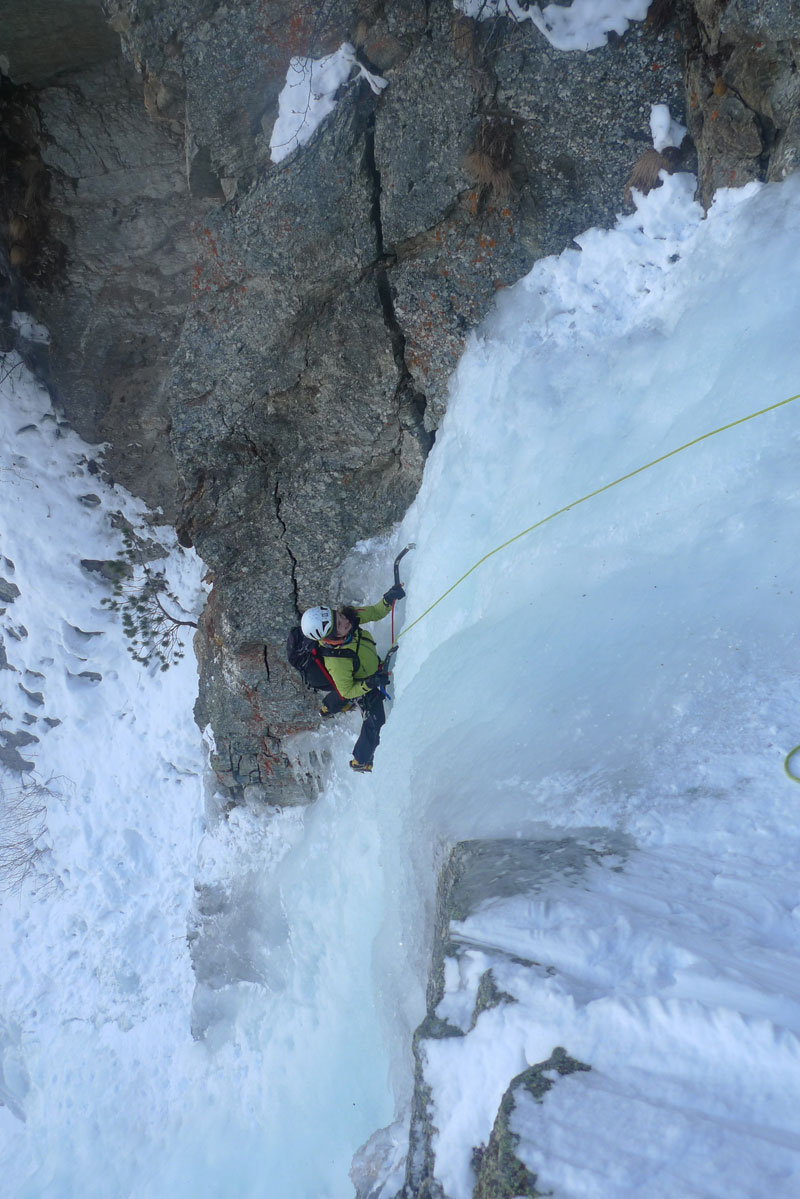 Ice Fall Climbing courses, Chamonix and Cogne