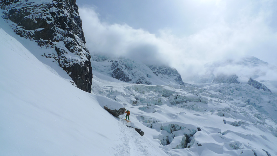 Chamonix off piste skiing course