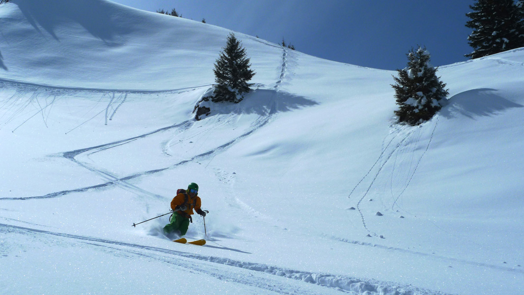 La Clusaz off piste skiing course