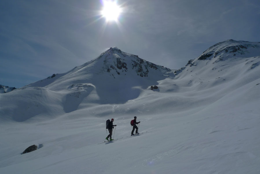 ski touring courses