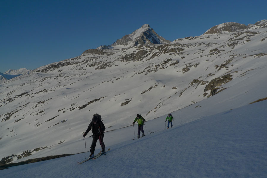 stages et raids de ski de randonnée