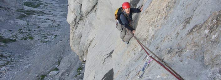 Escalade durant le stage  Aravis La Clusaz